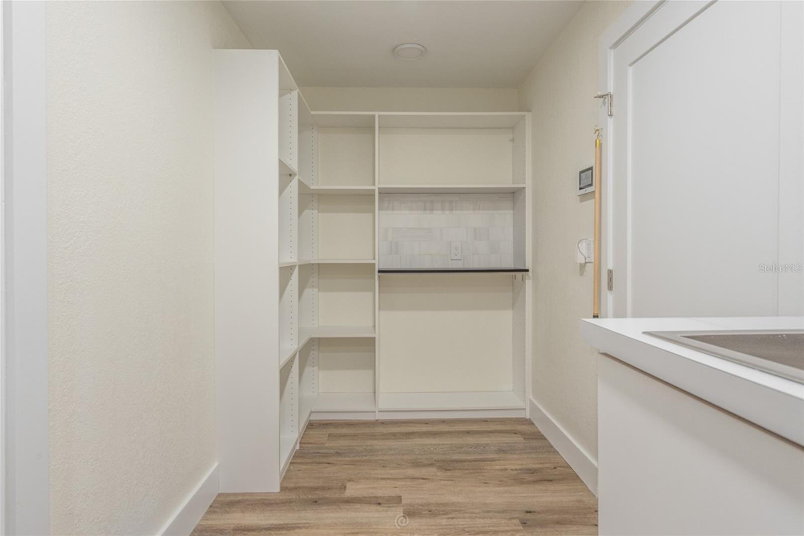 Image 27 of 44 For 4 Sea Hawk Drive