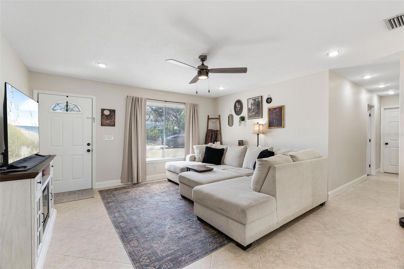 Image 10 of 38 For 1380 2nd Avenue