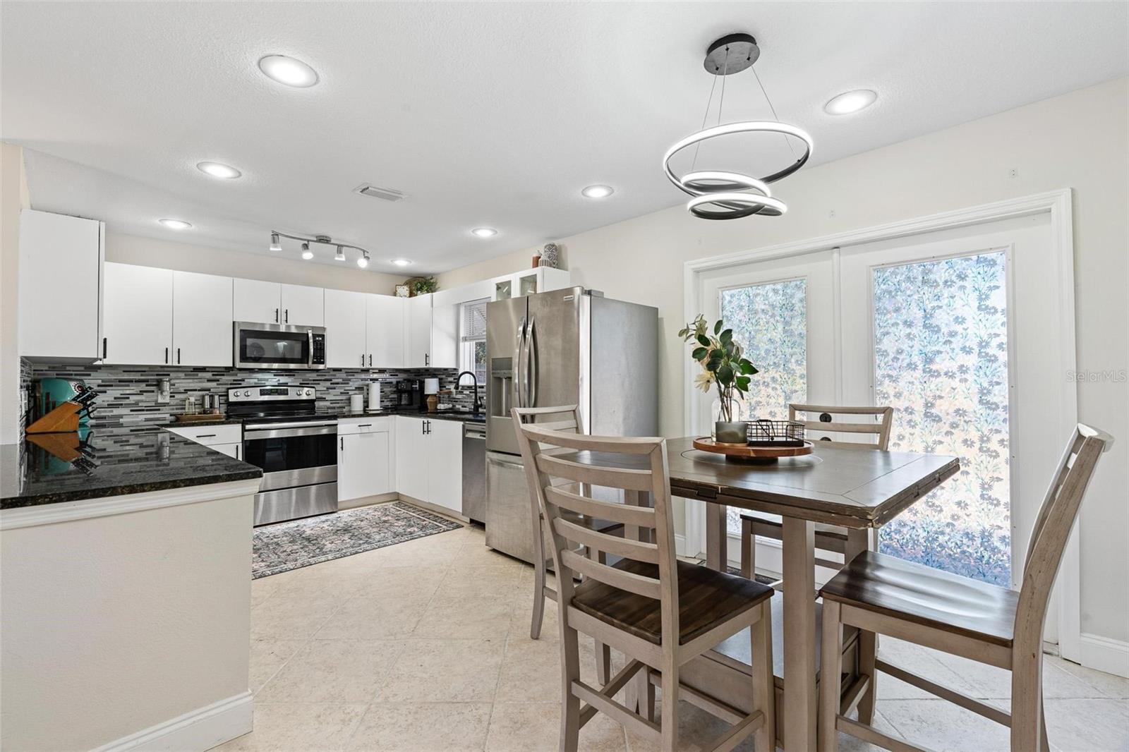 Image 14 of 38 For 1380 2nd Avenue