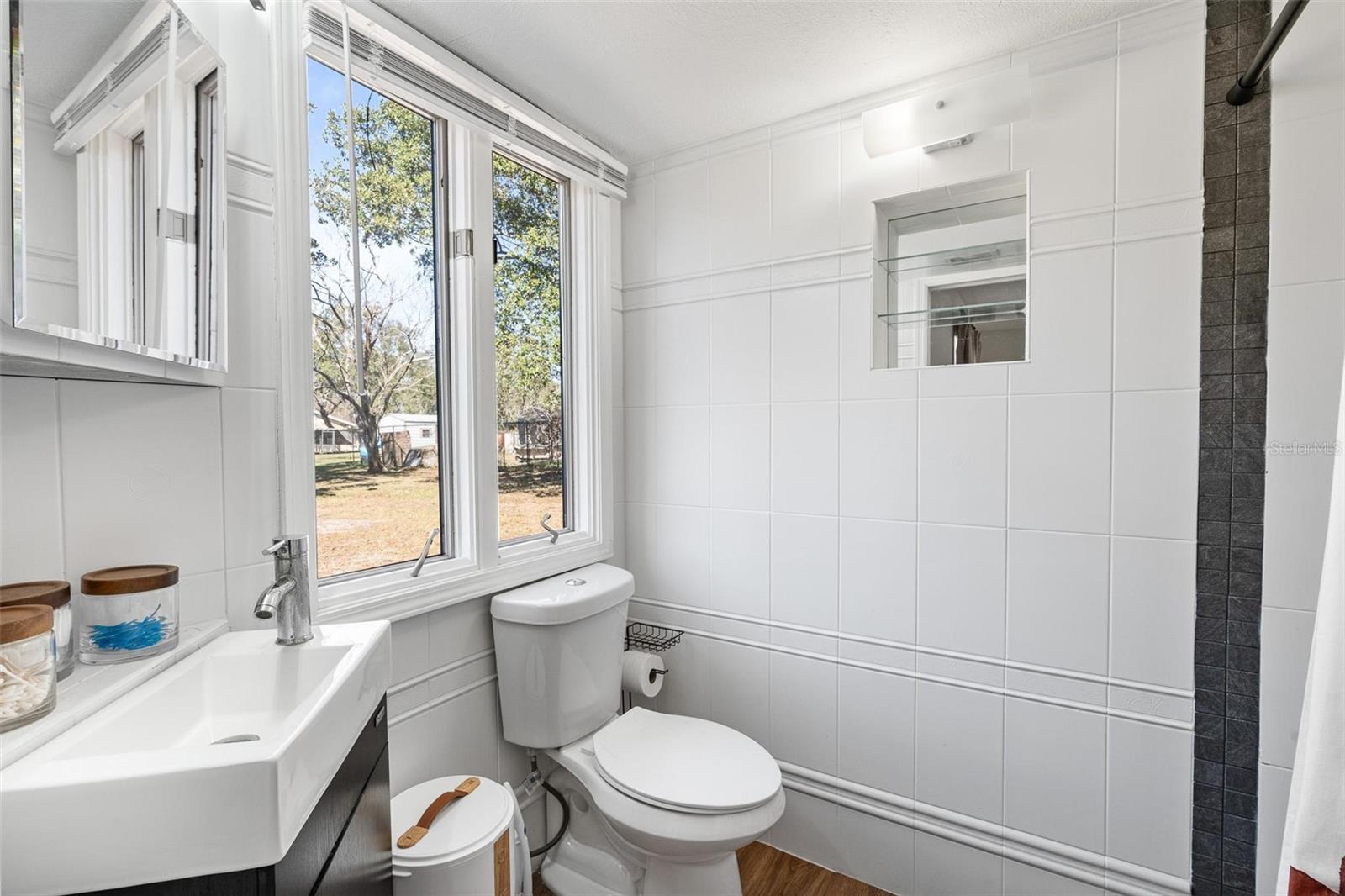 Image 27 of 38 For 1380 2nd Avenue