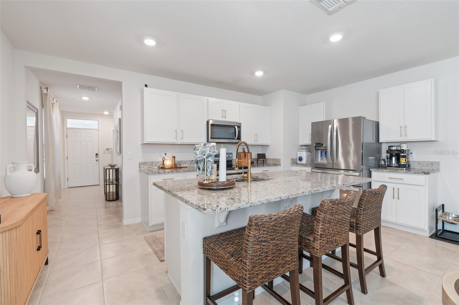 Image 7 of 31 For 365 Caryota Court