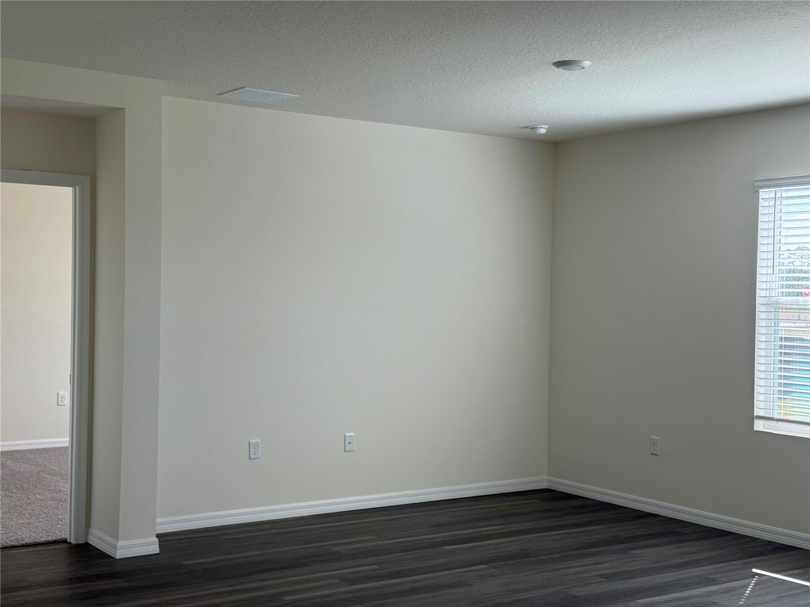 Image 17 of 30 For 1043 Morfontaine Street