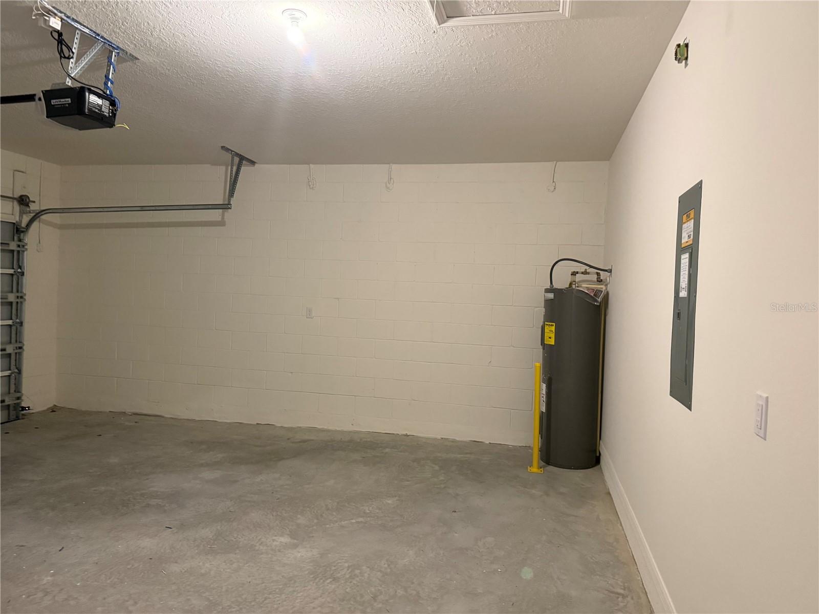 Image 29 of 30 For 1043 Morfontaine Street