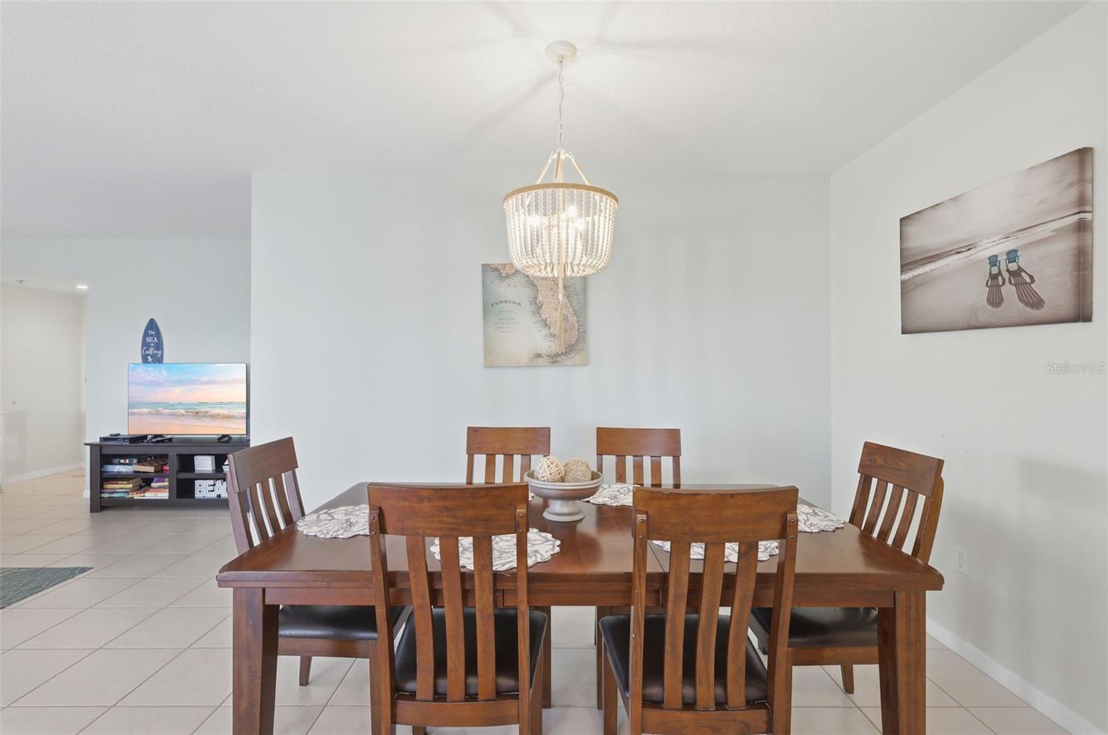 Image 15 of 37 For 5300 Atlantic Avenue 8-407