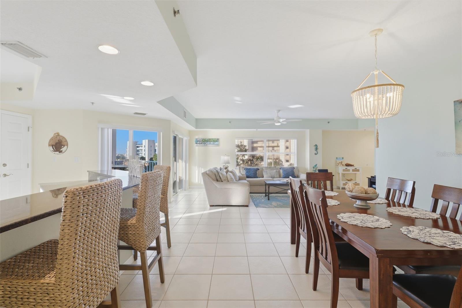 Image 16 of 37 For 5300 Atlantic Avenue 8-407