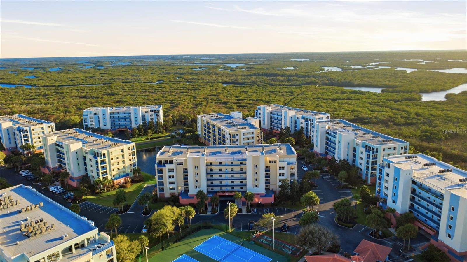 Image 34 of 37 For 5300 Atlantic Avenue 8-407