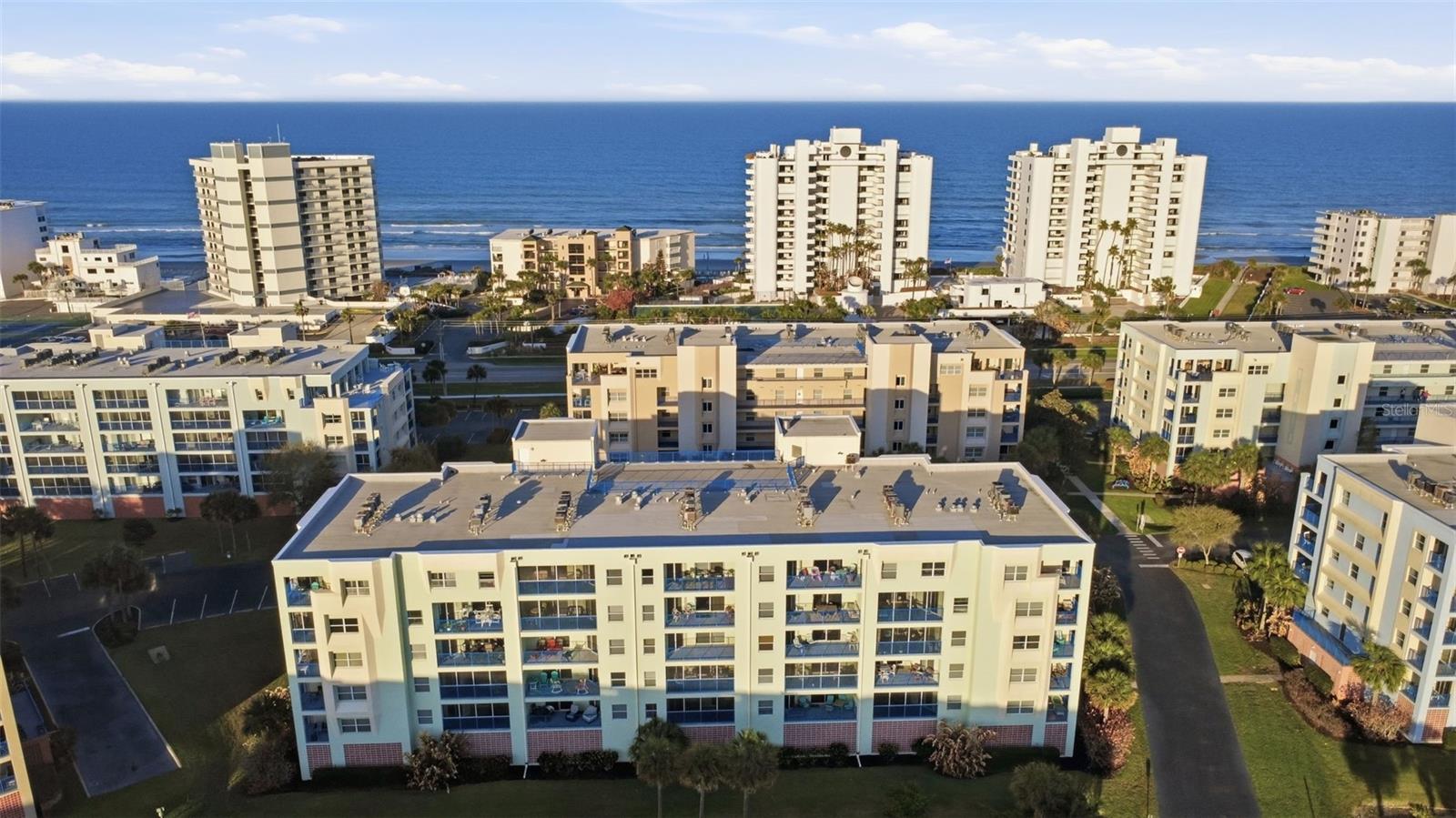 Image 35 of 37 For 5300 Atlantic Avenue 8-407