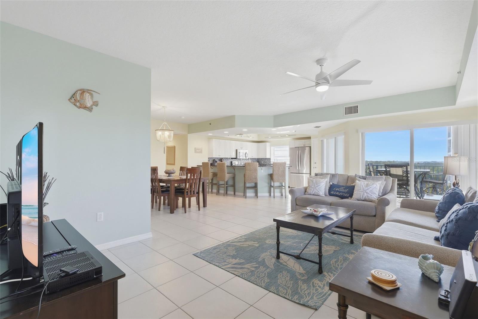 Image 7 of 37 For 5300 Atlantic Avenue 8-407