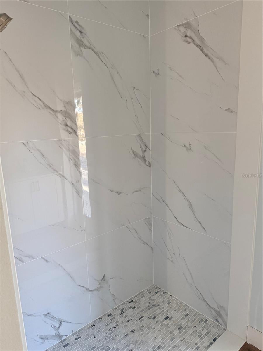 Image 18 of 21 For 1623 Magnolia Avenue