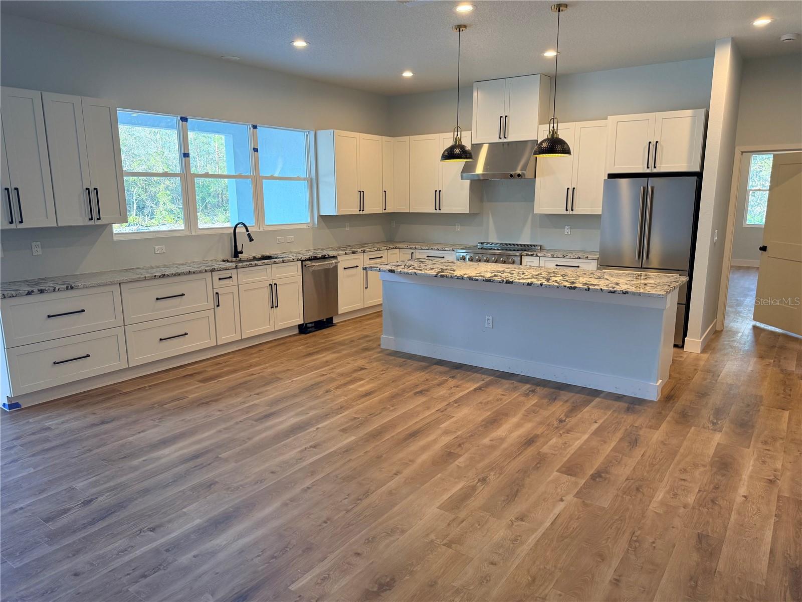 Image 5 of 21 For 1623 Magnolia Avenue