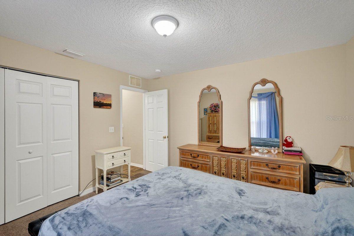 Image 24 of 47 For 26 Pacific Drive