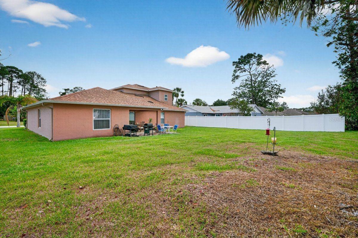 Image 38 of 47 For 26 Pacific Drive