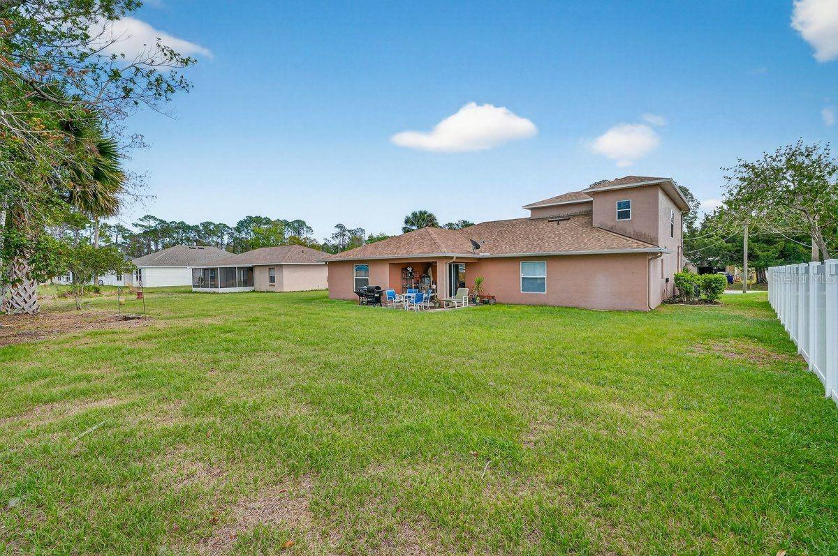 Image 39 of 47 For 26 Pacific Drive