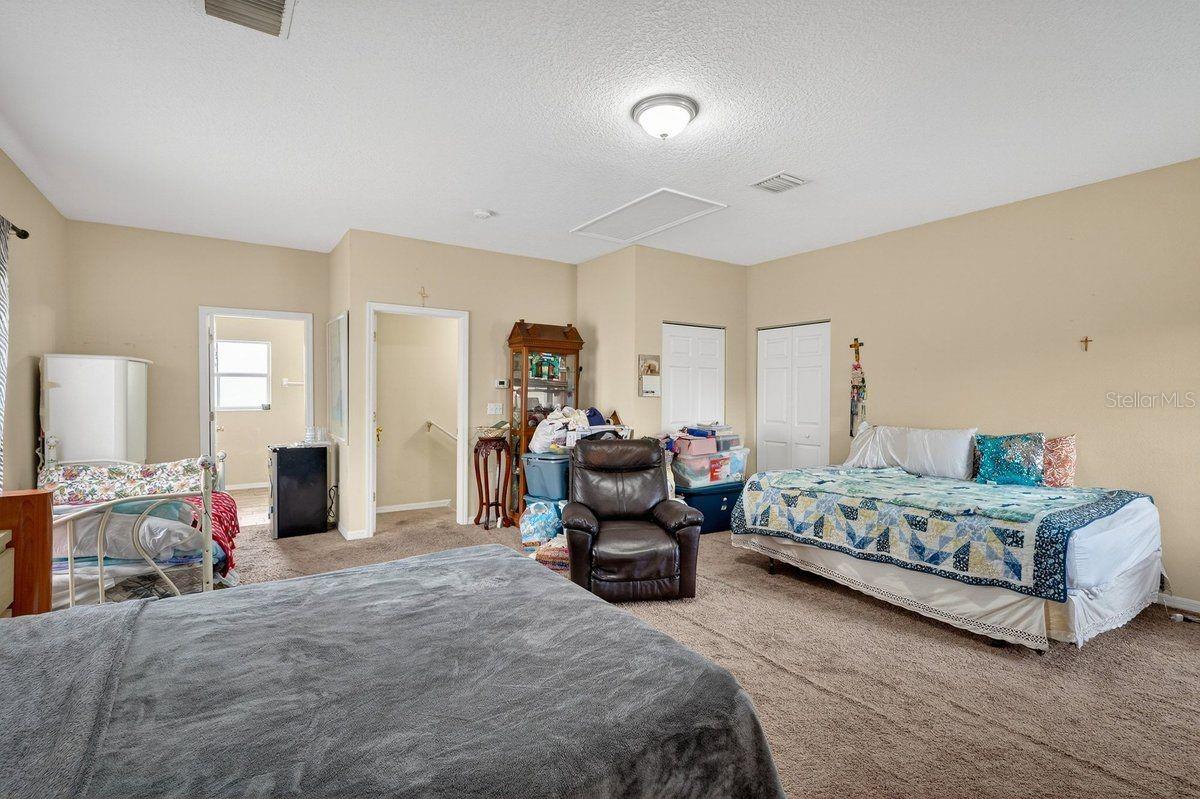 Image 5 of 47 For 26 Pacific Drive