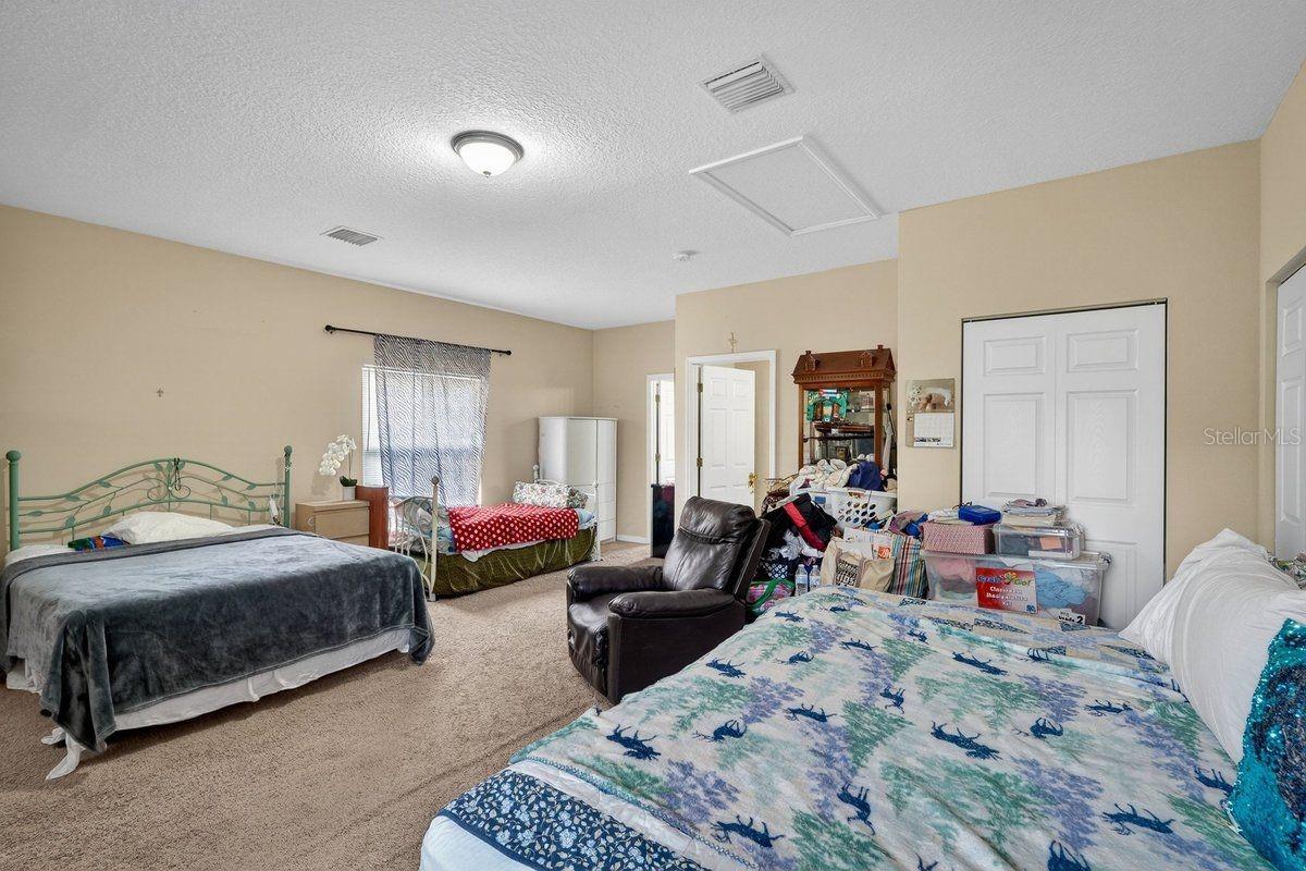 Image 6 of 47 For 26 Pacific Drive