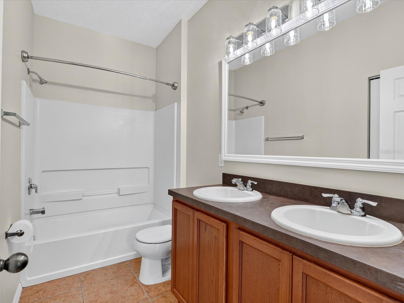 Image 15 of 30 For 535 Aeolian Drive