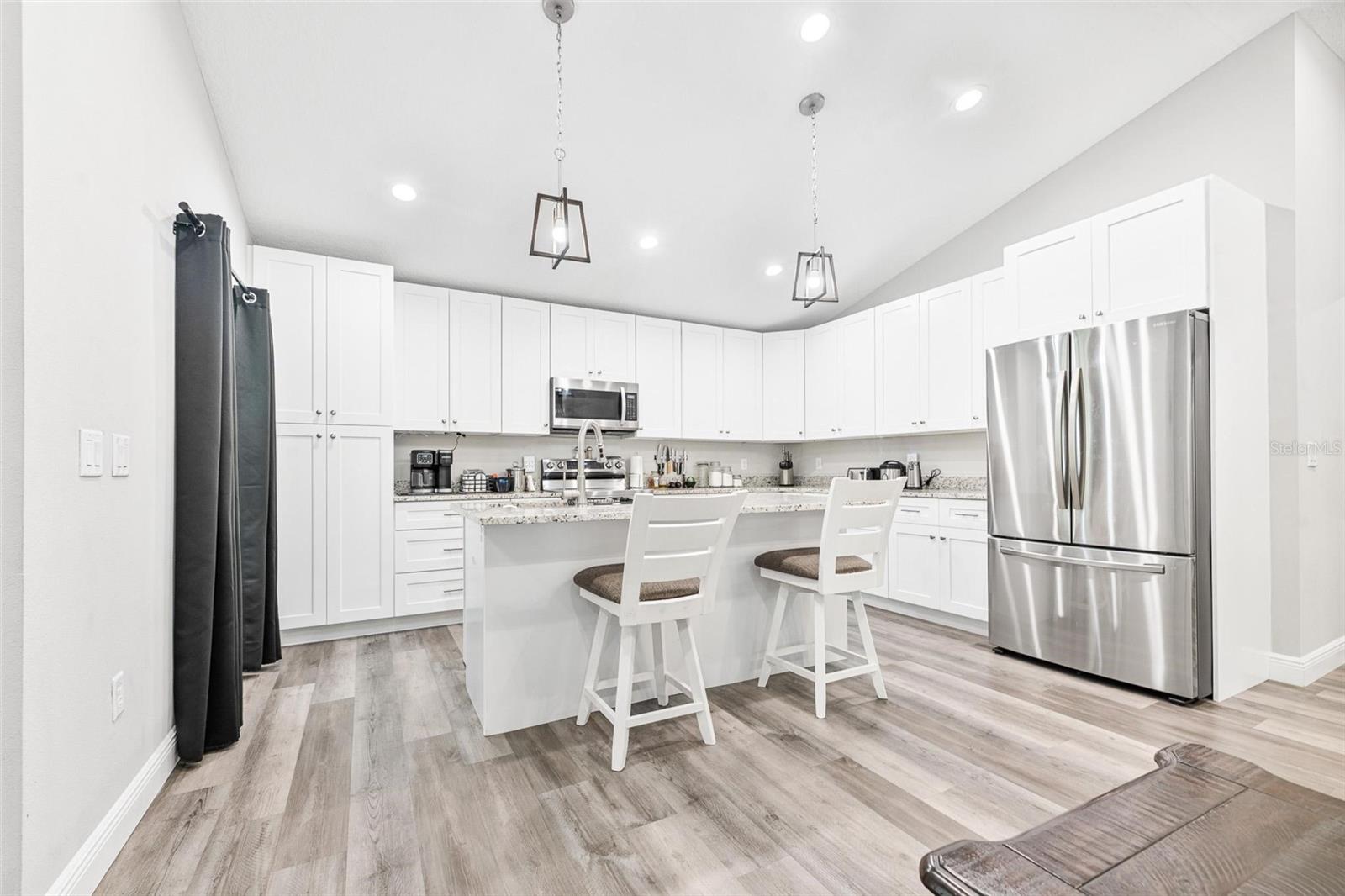 Image 12 of 41 For 2145 Hamilton Avenue