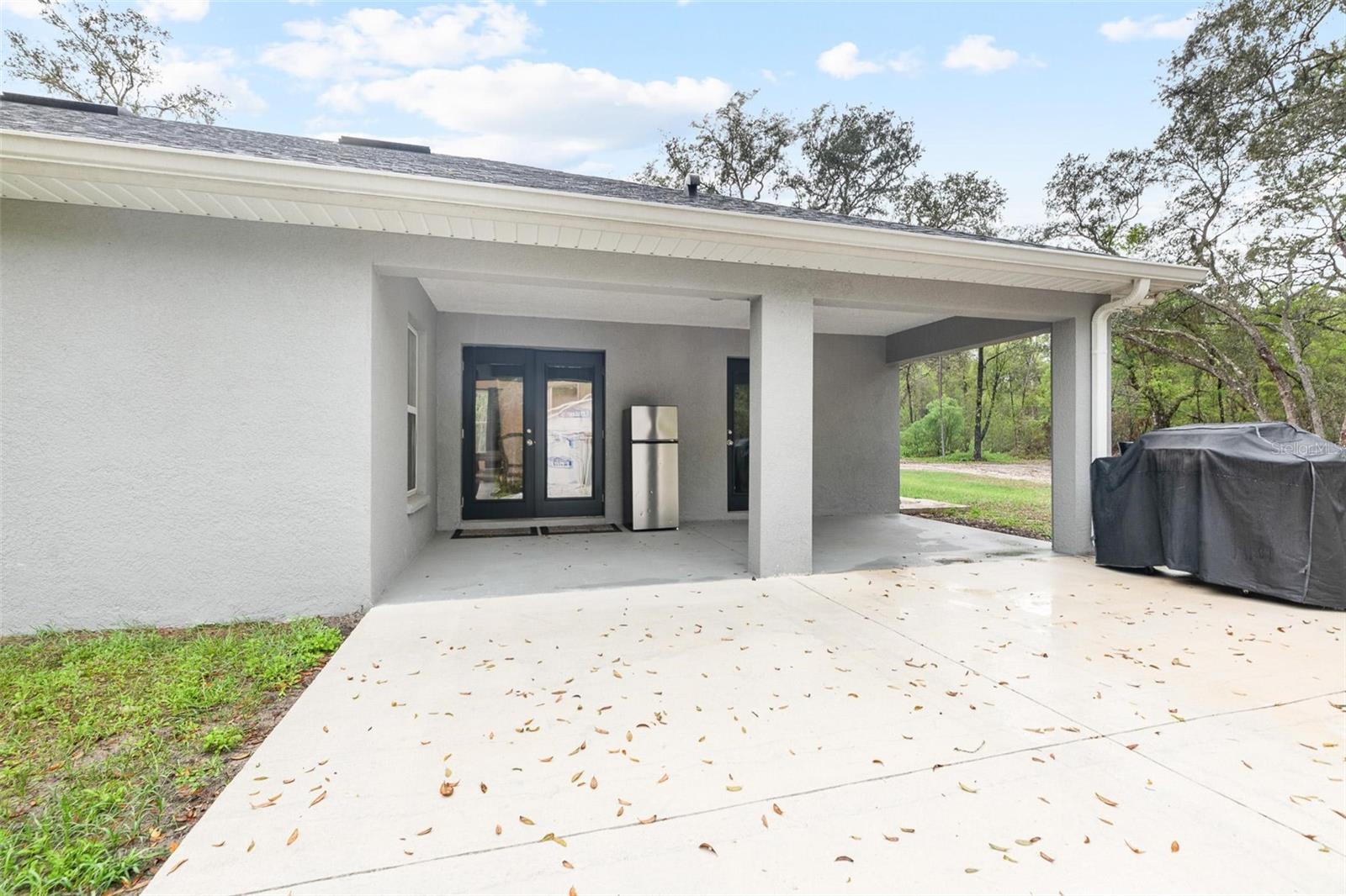 Image 29 of 41 For 2145 Hamilton Avenue