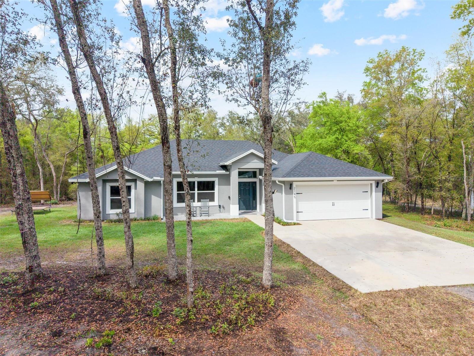 Image 31 of 41 For 2145 Hamilton Avenue