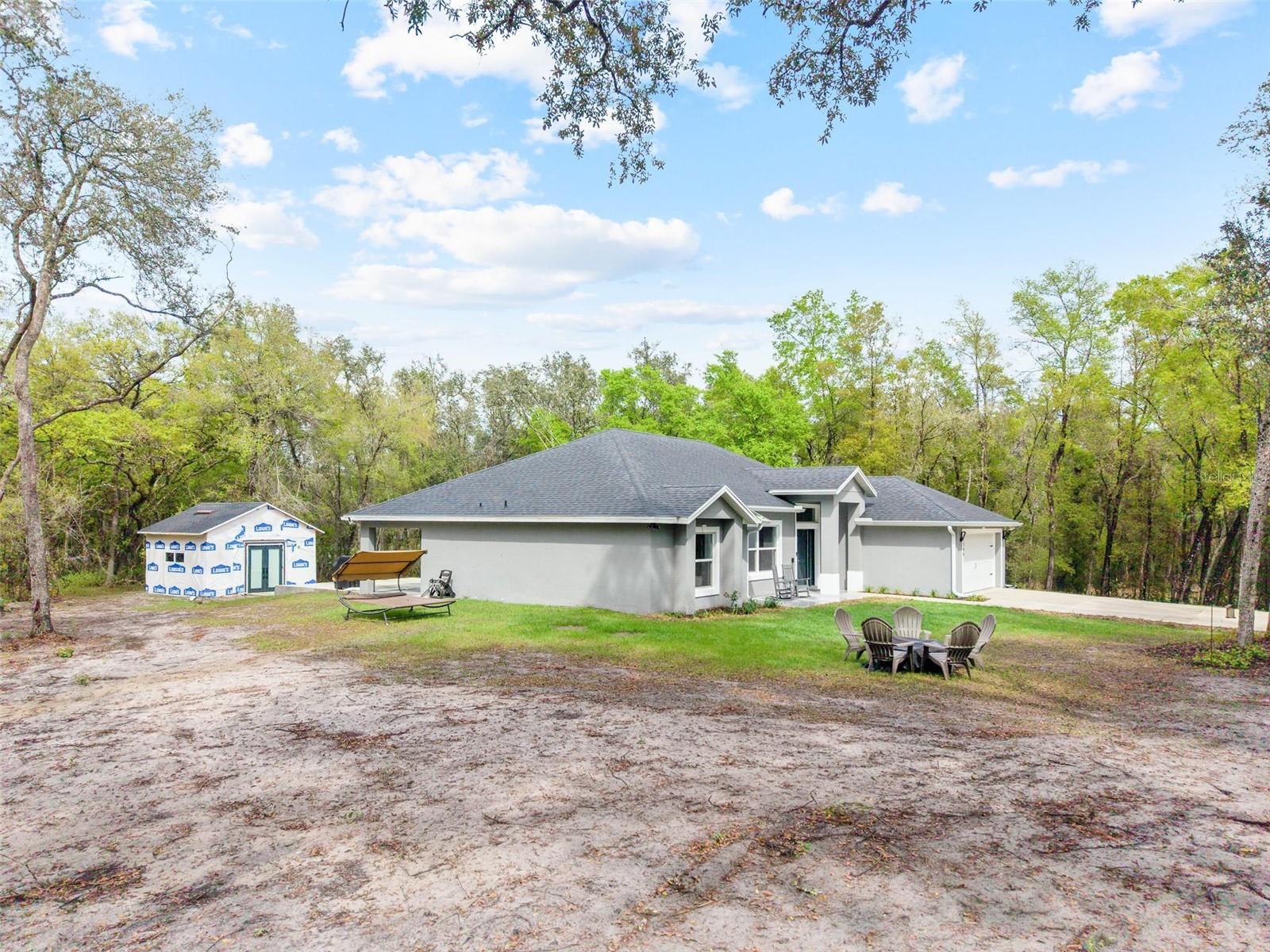 Image 37 of 41 For 2145 Hamilton Avenue