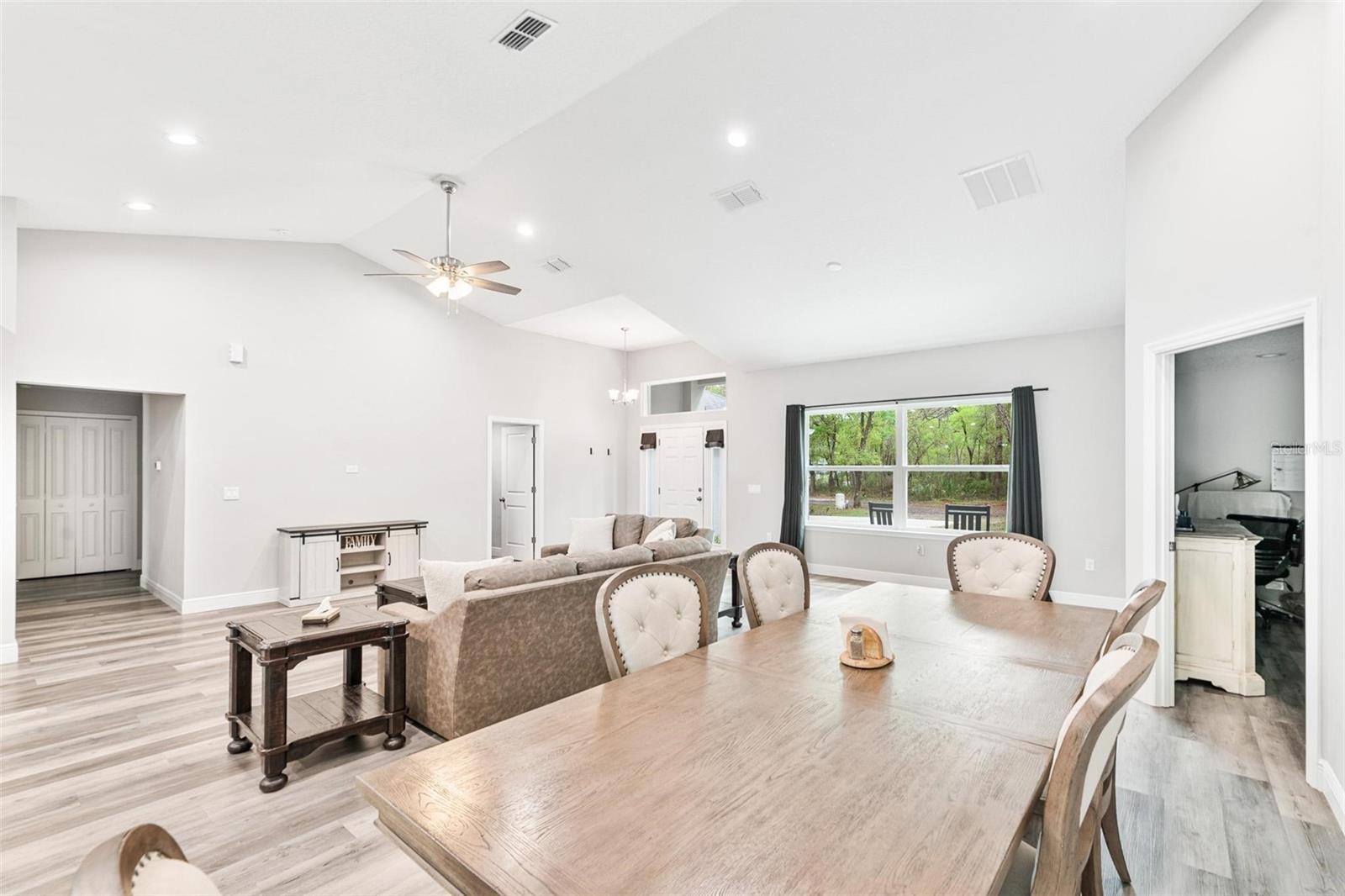 Image 8 of 41 For 2145 Hamilton Avenue