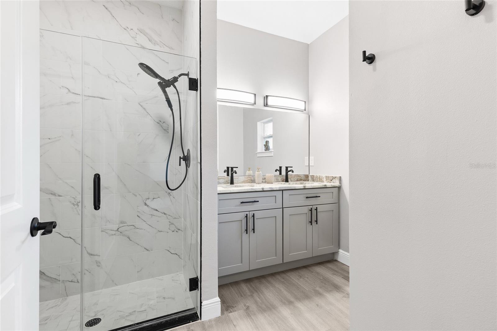 Image 19 of 48 For 1738 Palm Road