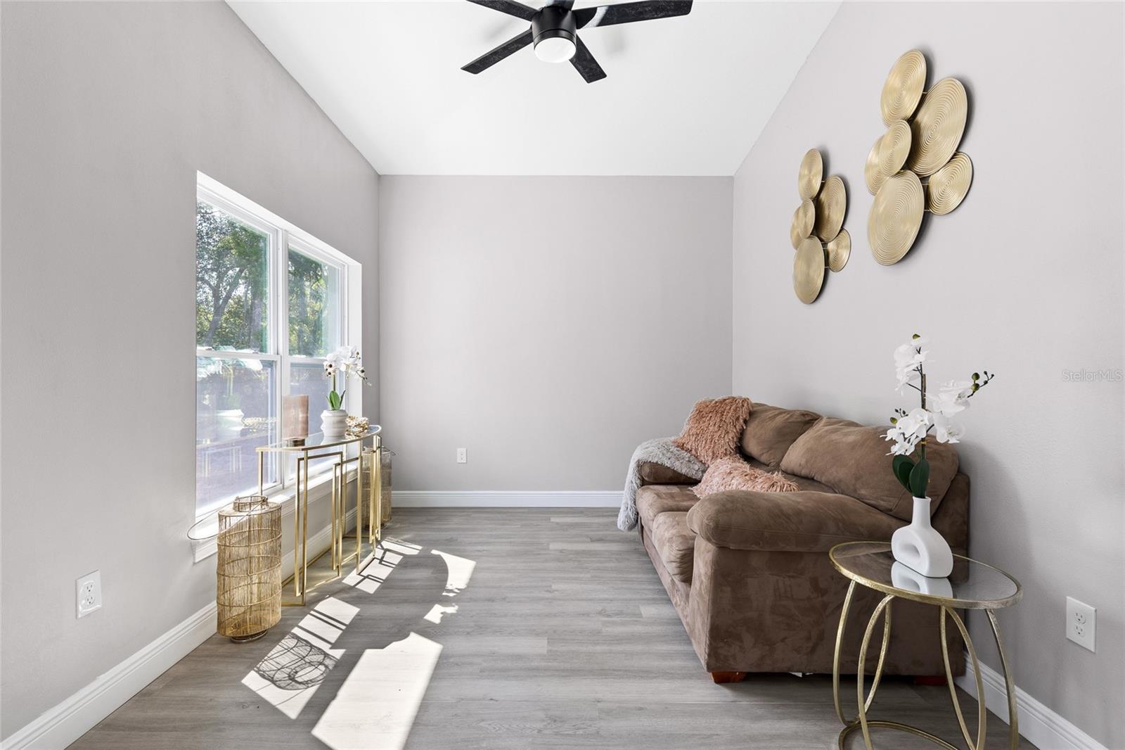 Image 6 of 48 For 1738 Palm Road