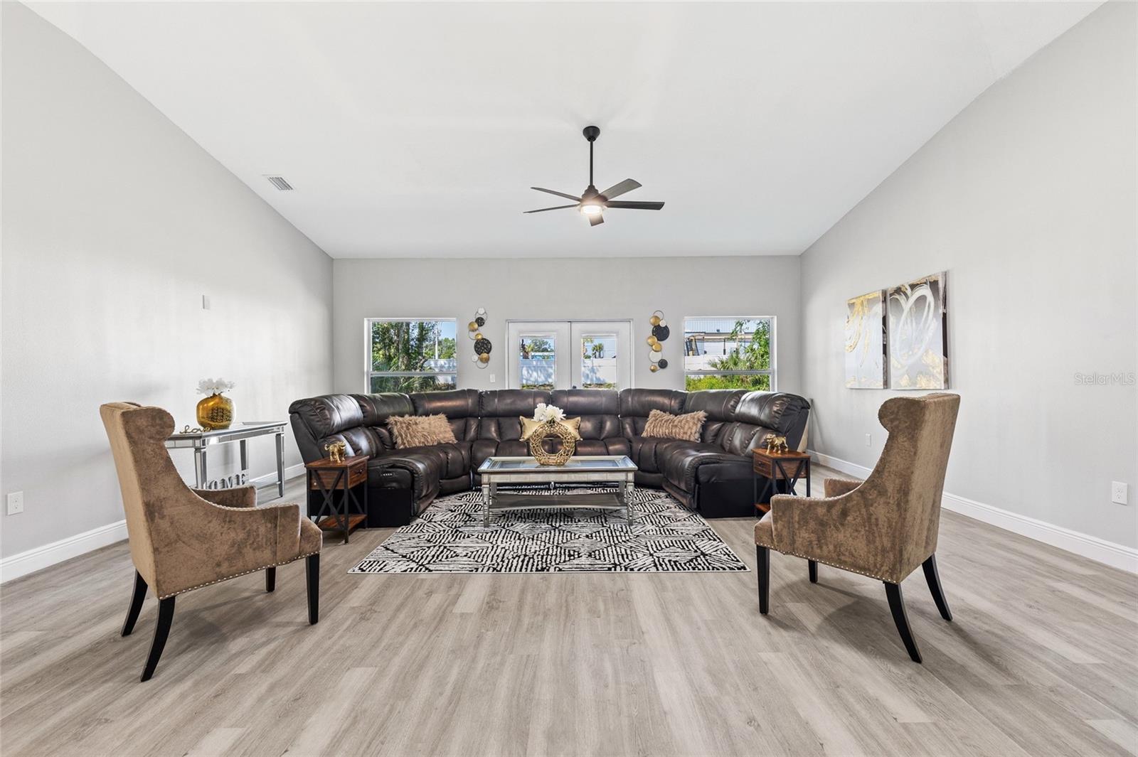 Image 8 of 48 For 1738 Palm Road