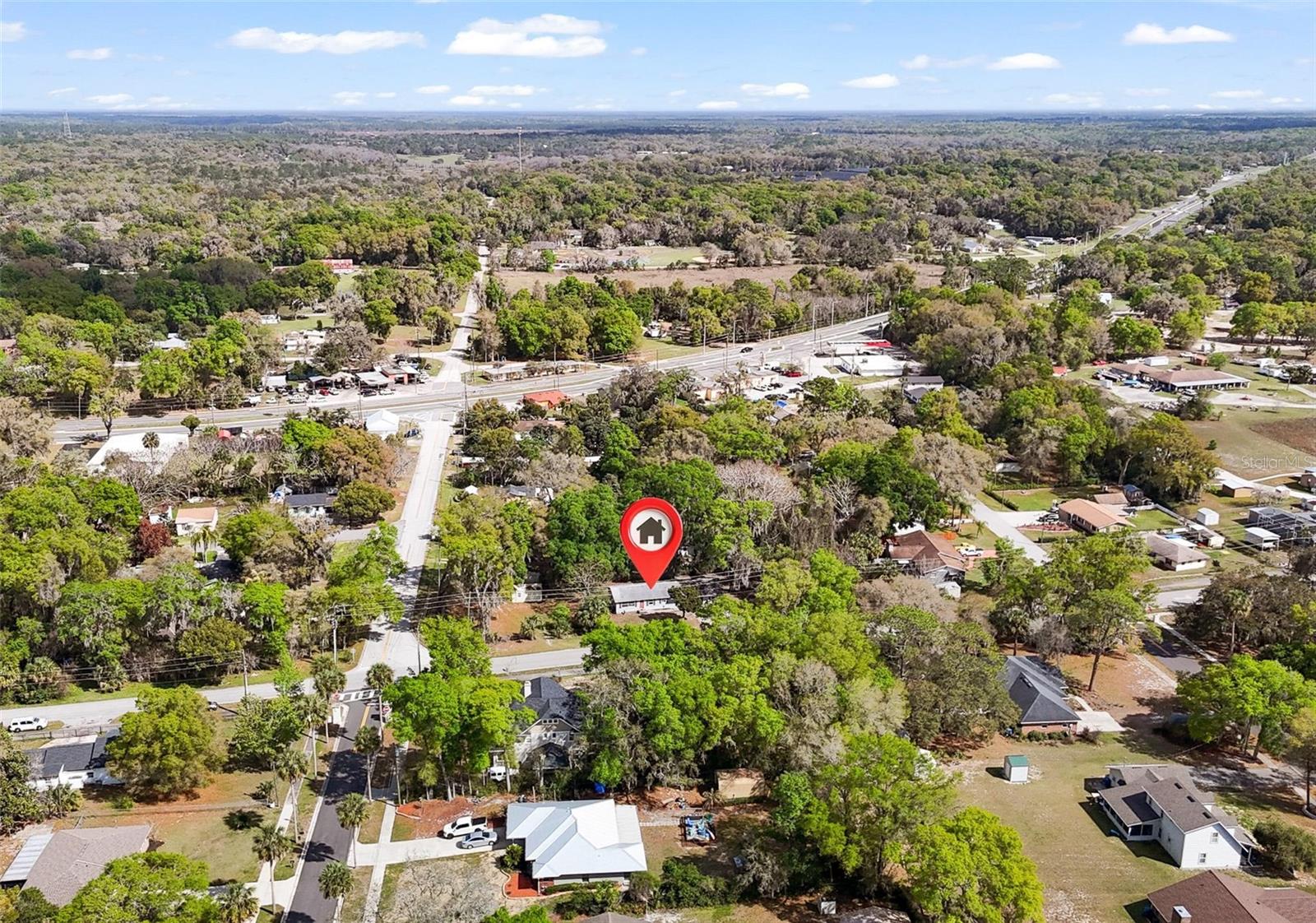 Listing photo id 26 for 4849 Grand Avenue