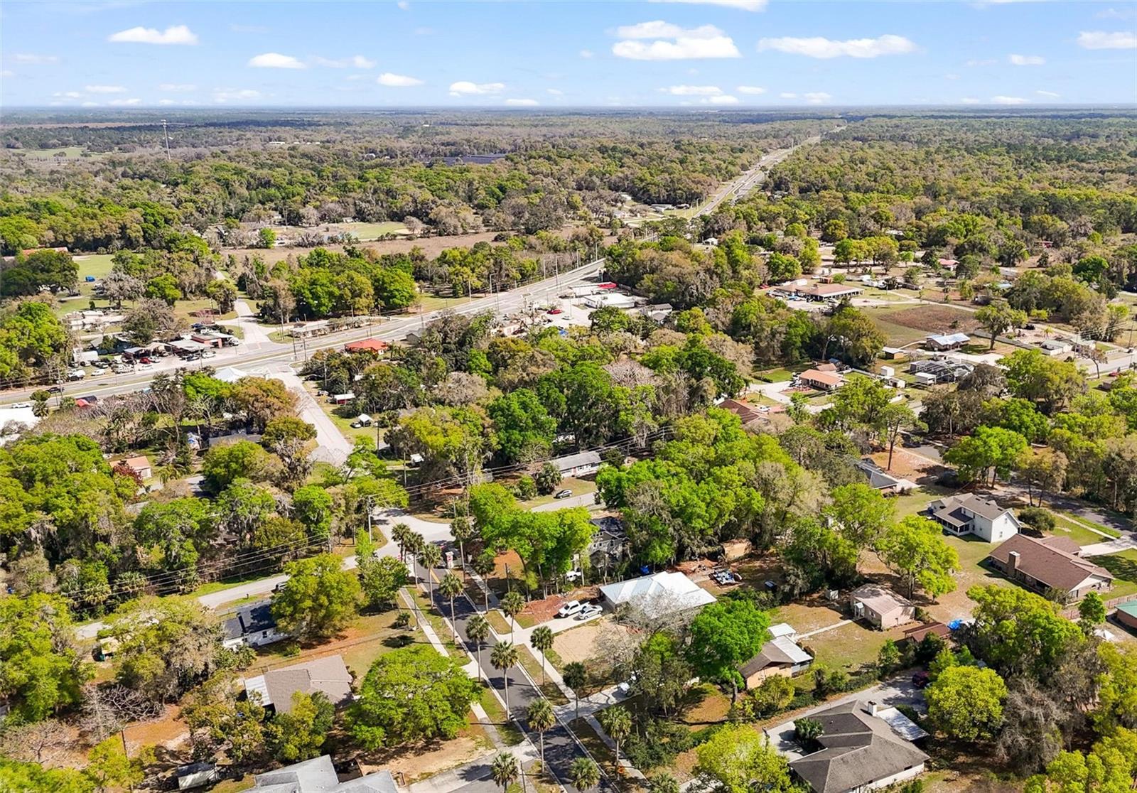 Listing photo id 30 for 4849 Grand Avenue