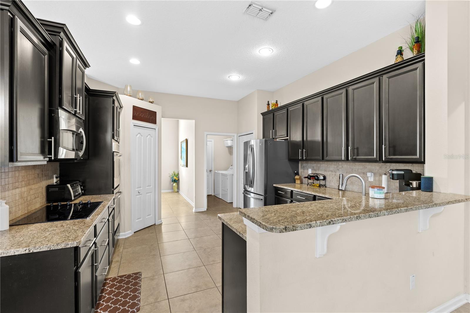 Image 10 of 52 For 727 Grape Ivy Lane