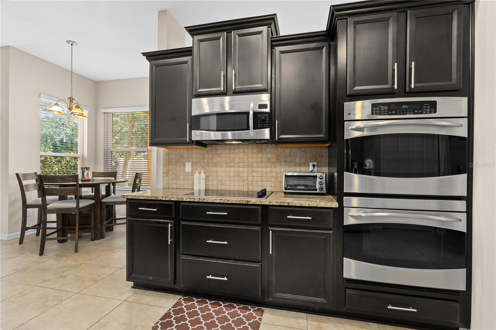 Image 12 of 52 For 727 Grape Ivy Lane