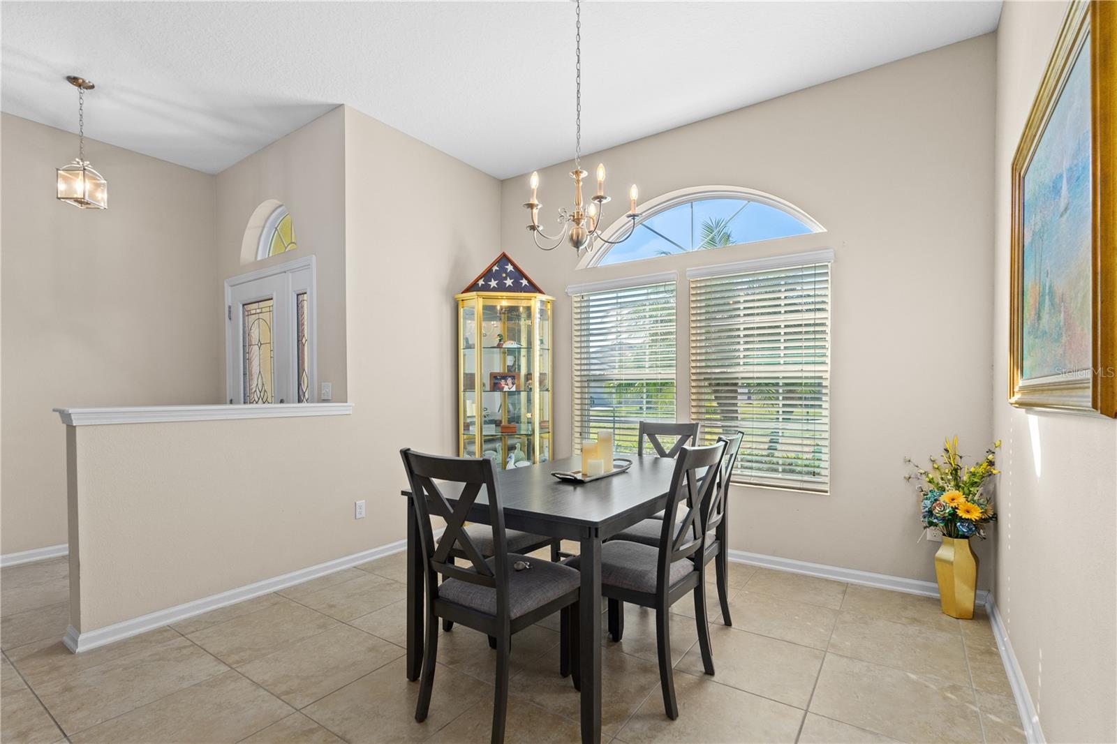 Image 7 of 52 For 727 Grape Ivy Lane