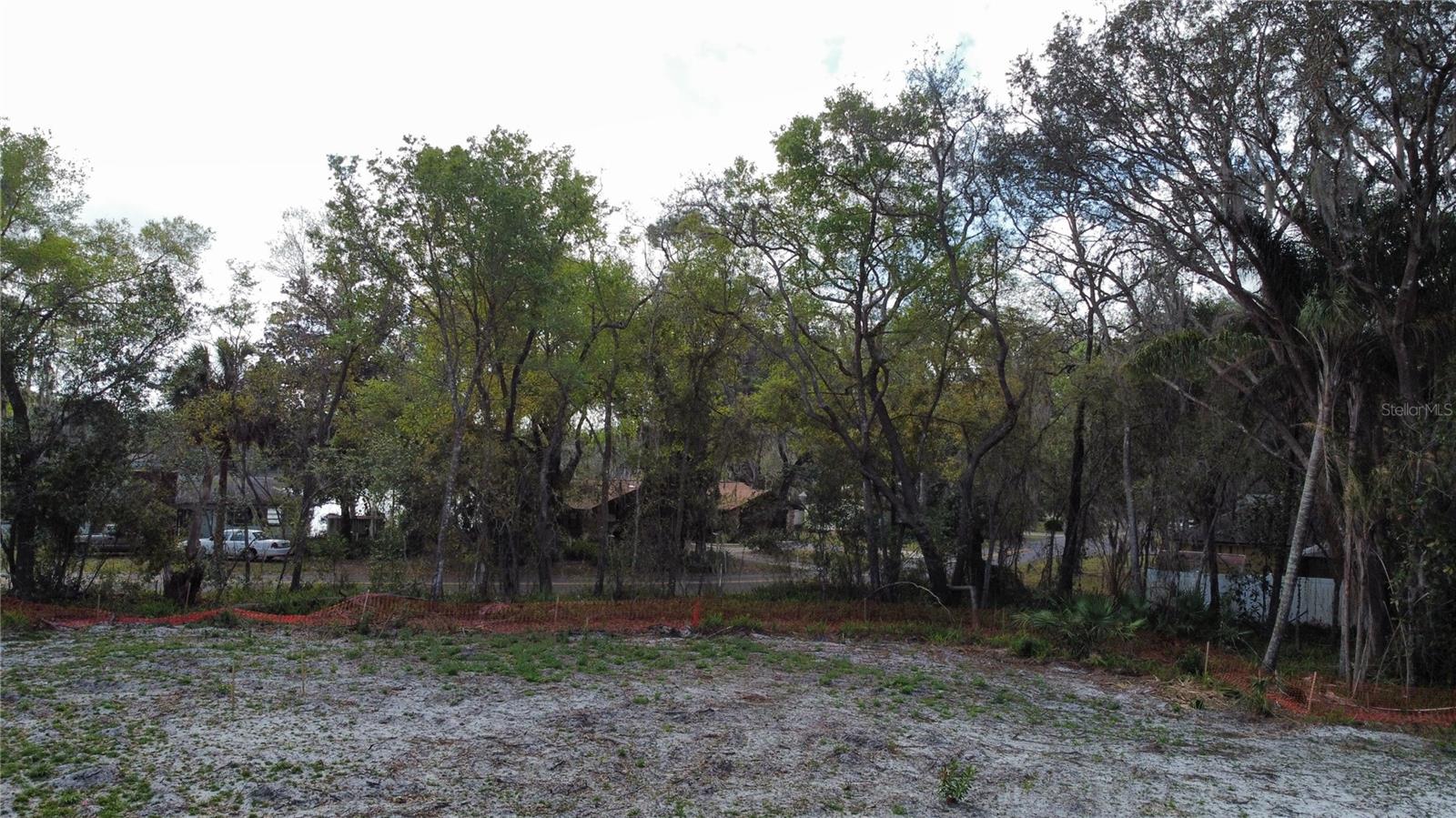 Image 5 of 13 For 2221 Holly Lane