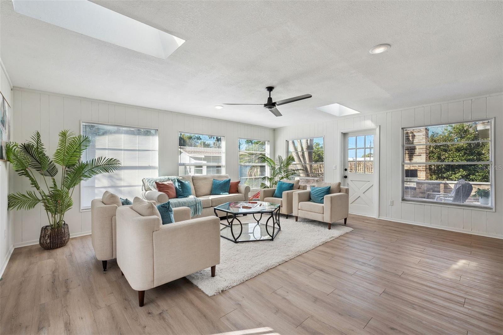 Image 7 of 28 For 140 Faith Terrace