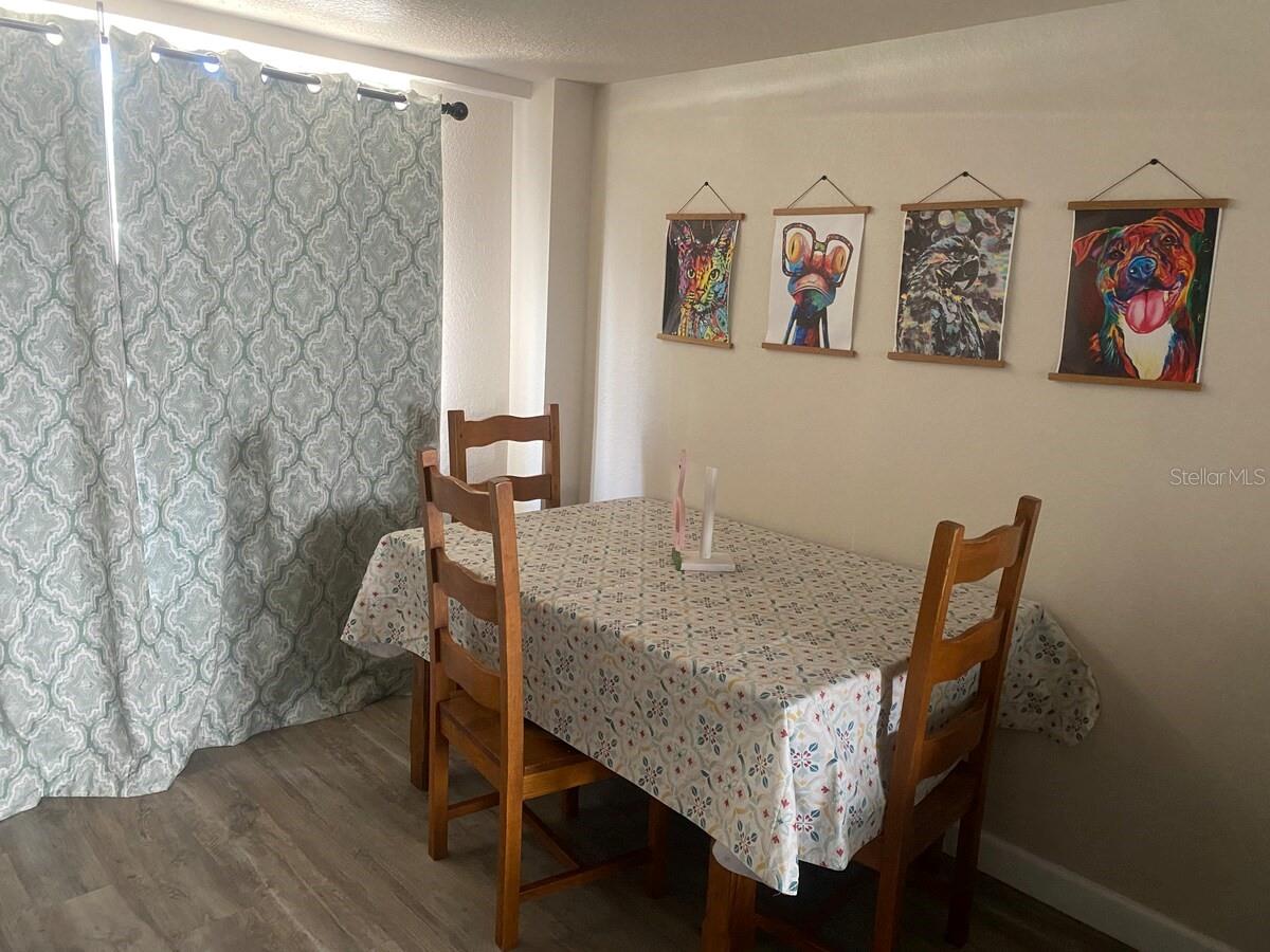 Image 11 of 18 For 318 Clake Street