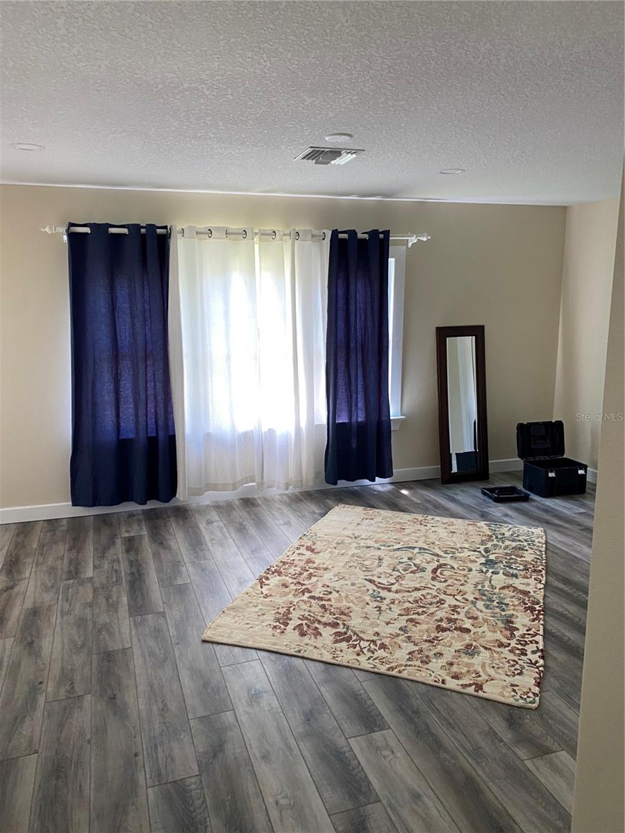 Image 13 of 18 For 318 Clake Street