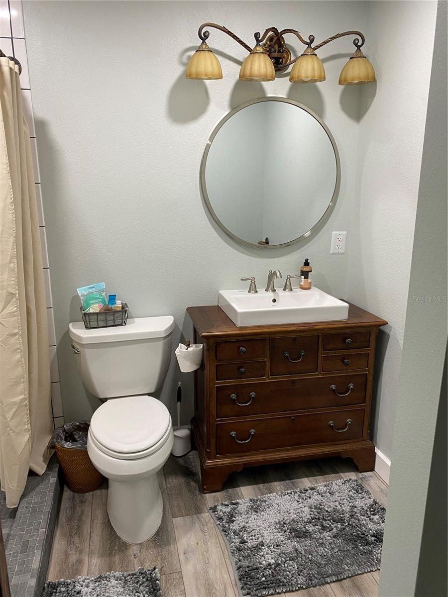 Image 14 of 18 For 318 Clake Street