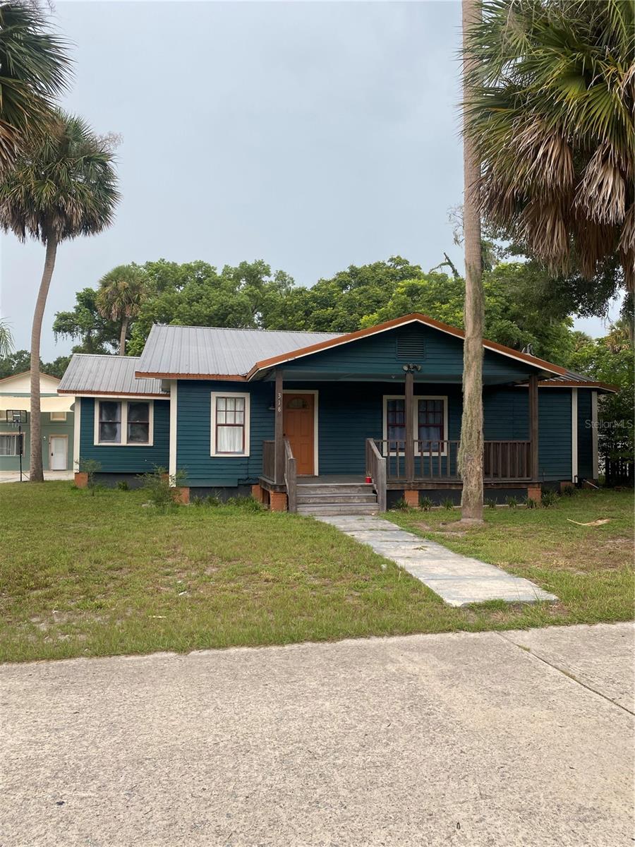 Image 16 of 18 For 318 Clake Street