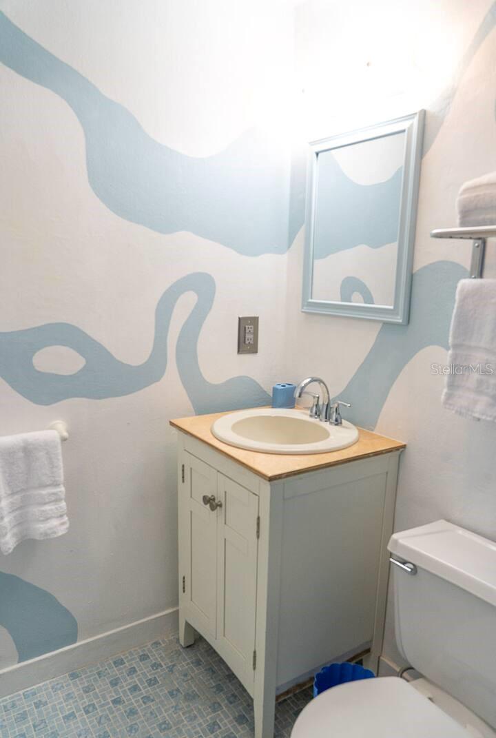 Image 8 of 18 For 318 Clake Street