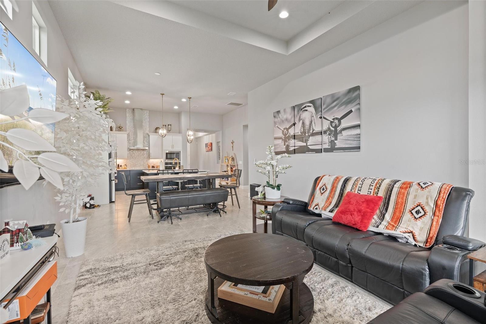 Image 15 of 43 For 141 Mosaic Boulevard