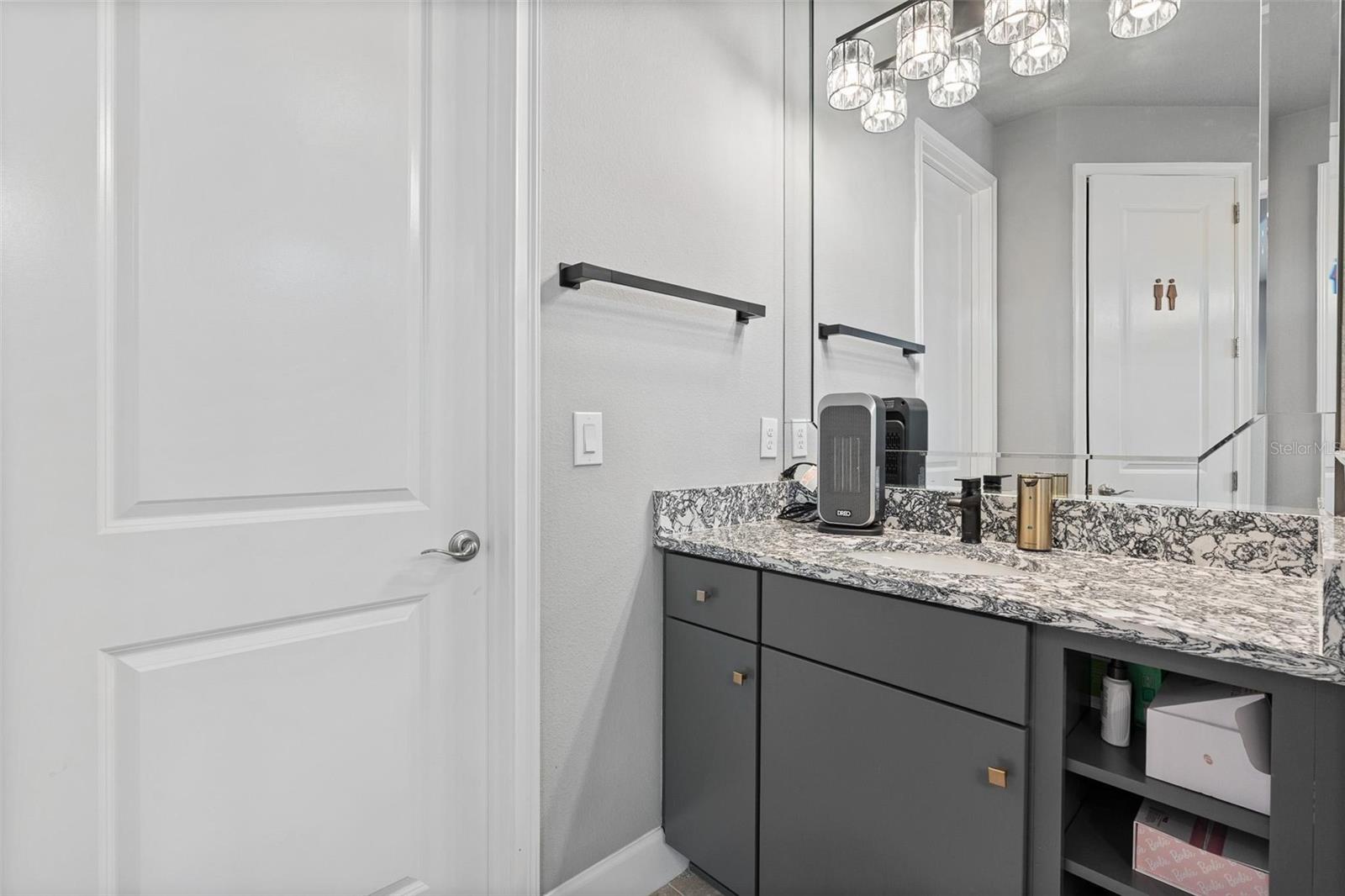 Image 20 of 43 For 141 Mosaic Boulevard