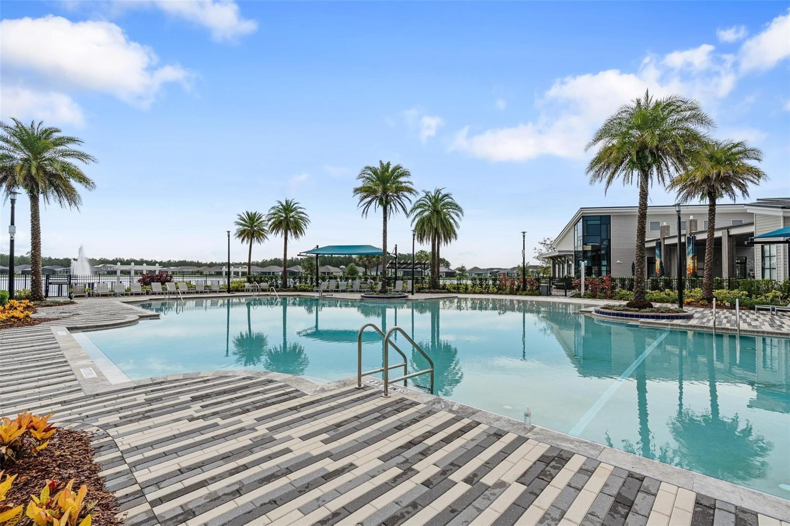 Image 33 of 43 For 141 Mosaic Boulevard