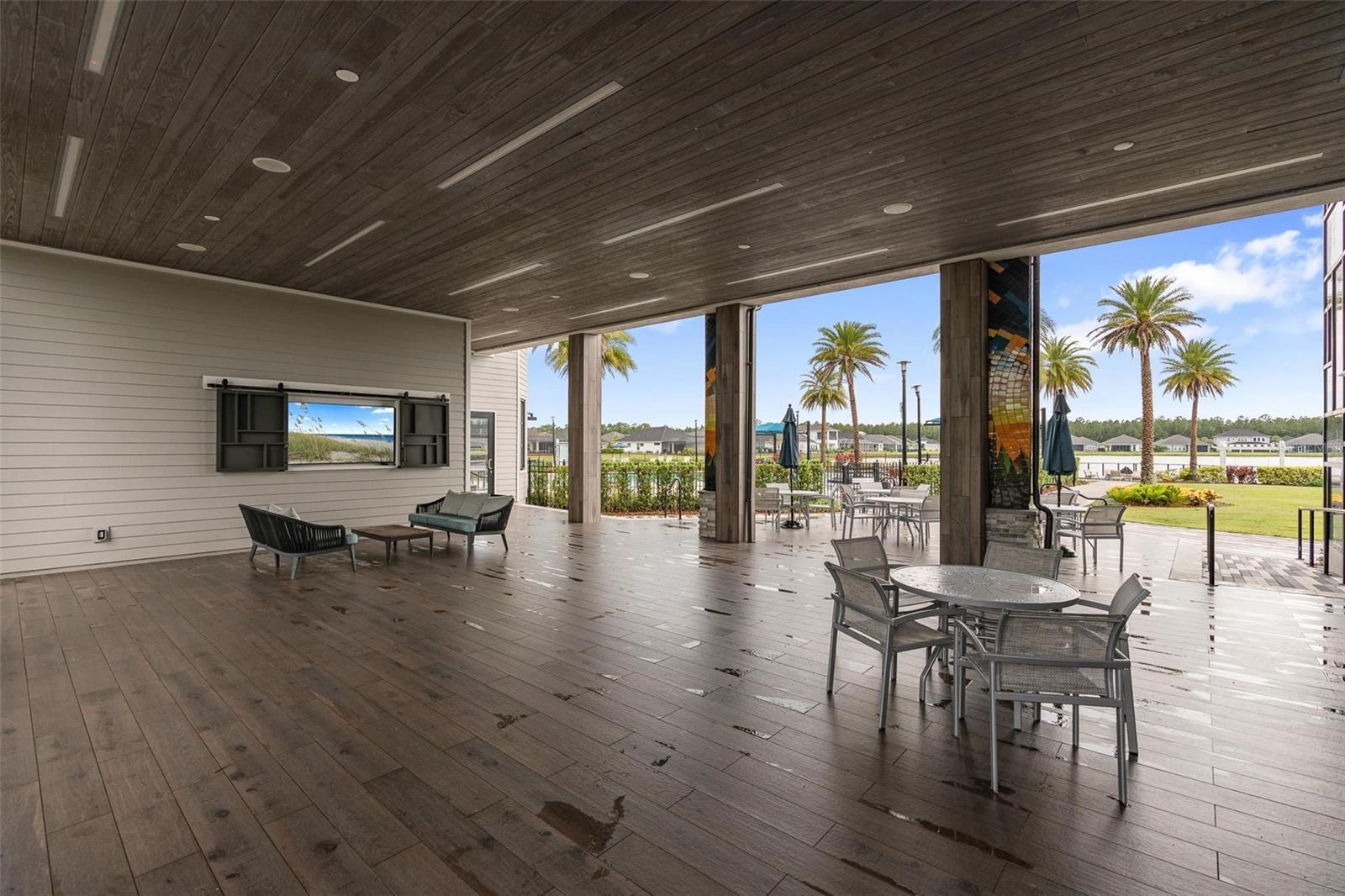 Image 38 of 43 For 141 Mosaic Boulevard