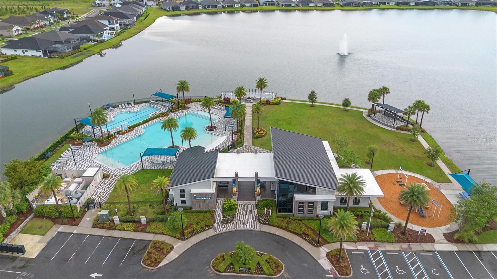 Image 42 of 43 For 141 Mosaic Boulevard