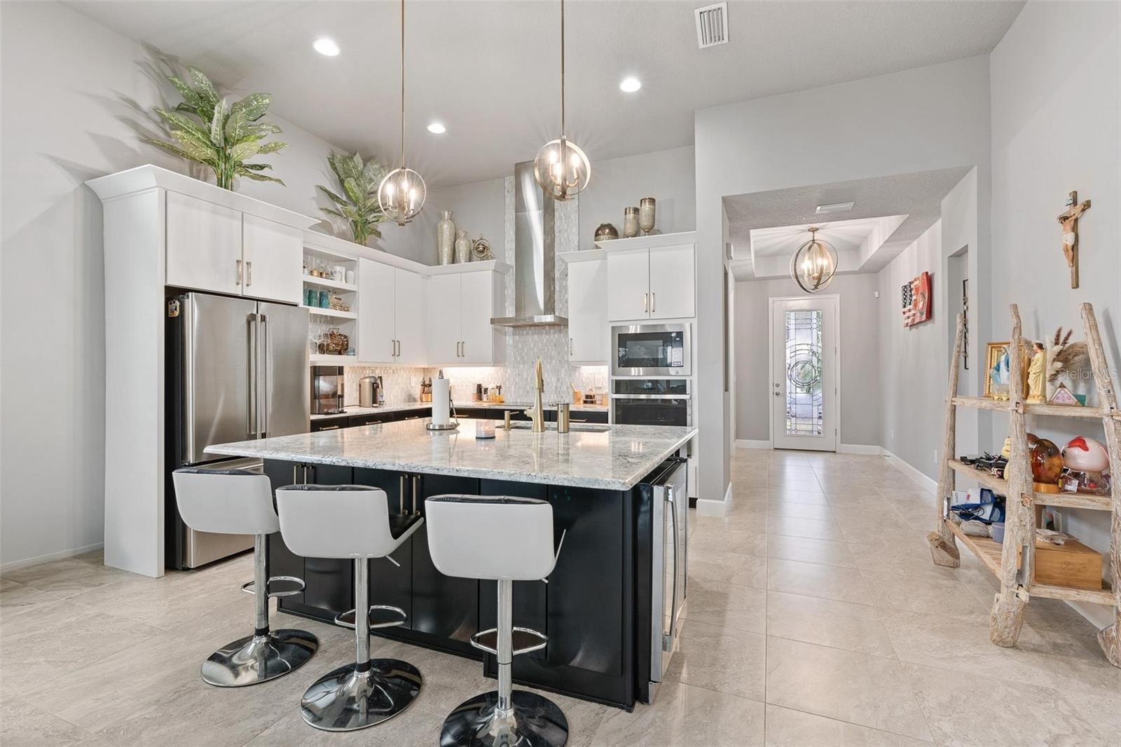 Image 5 of 43 For 141 Mosaic Boulevard