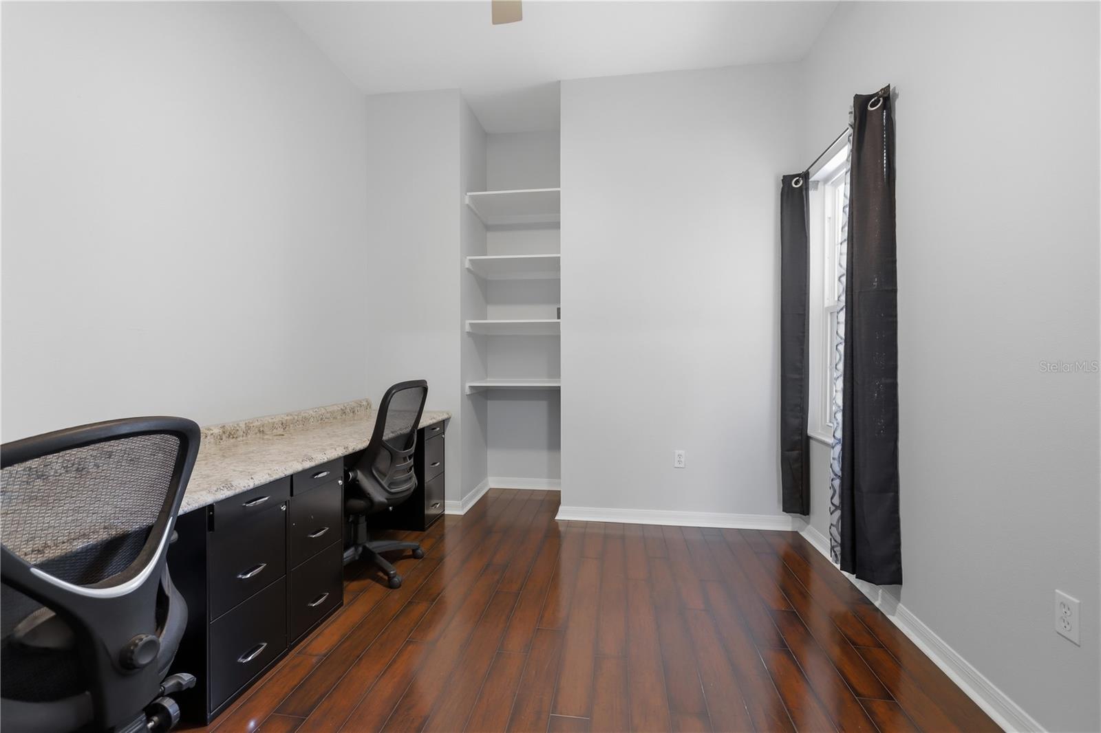 Image 6 of 34 For 486 Woodford Drive