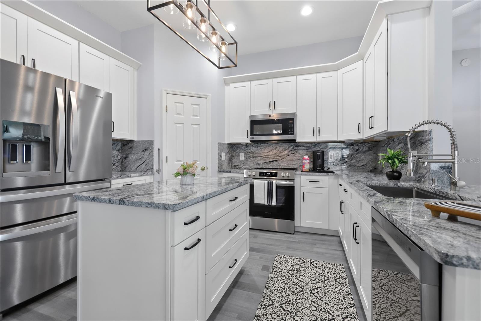 Image 8 of 34 For 486 Woodford Drive