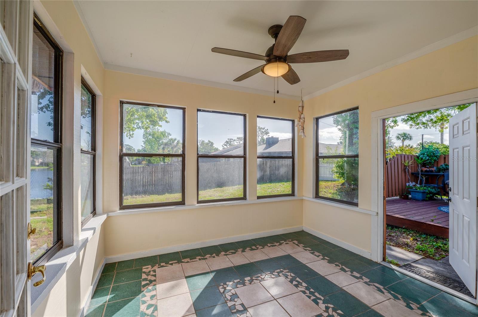 Image 13 of 76 For 609 Andrews Street