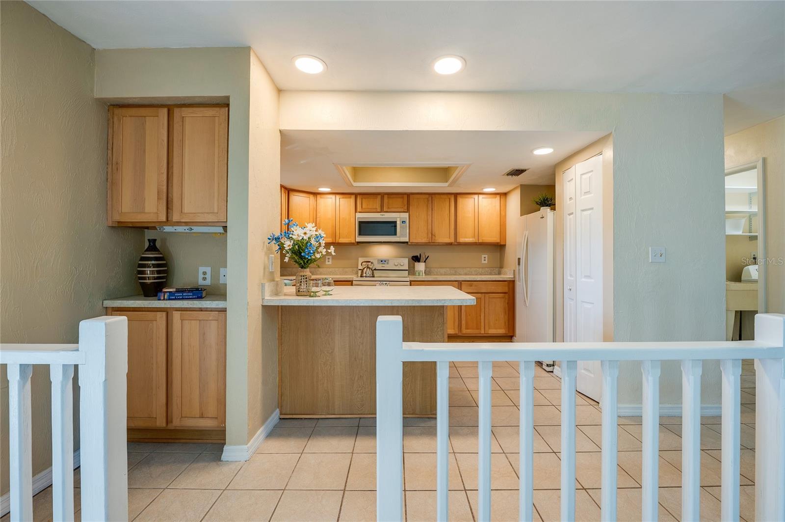 Image 24 of 76 For 609 Andrews Street